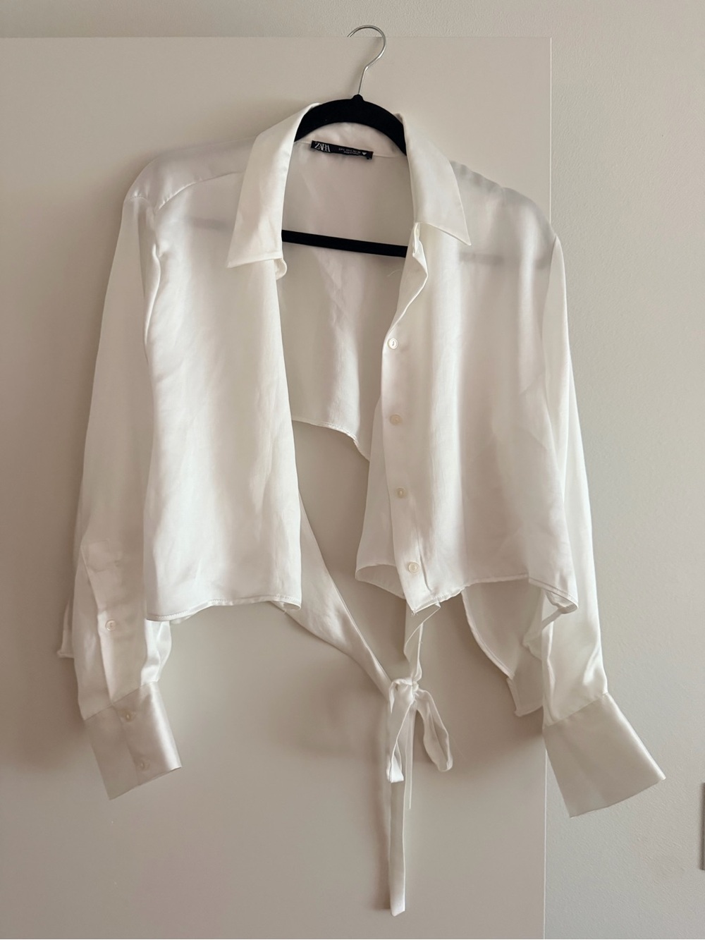 NWOT White Satin-effect Tie-back Button-Down Women's Crop Top